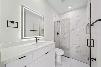 103 Diplomat Parkway E, Cape Coral, FL 33909 - Photo 11