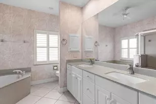 908 Casey Cove Dr, Nokomis, FL 34275 - Photo 35
