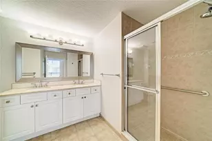 1064 N Tamiami Trl, Sarasota, FL 34236 - Photo 15