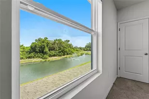 8652 Milestone Dr, Sarasota, FL 34238 - Photo 9