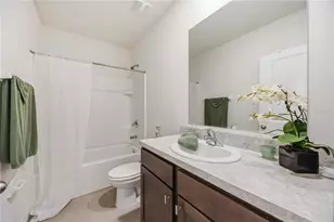 8652 Milestone Dr, Sarasota, FL 34238 - Photo 17