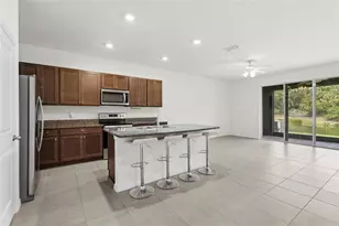 8652 Milestone Dr, Sarasota, FL 34238 - Photo 3