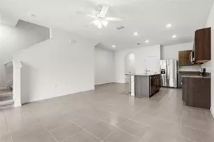 8652 Milestone Dr, Sarasota, FL 34238 - Photo 19