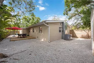 2205 Floyd St, Sarasota, FL 34239 - Photo 37
