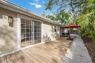 2205 Floyd St, Sarasota, FL 34239 - Photo 31