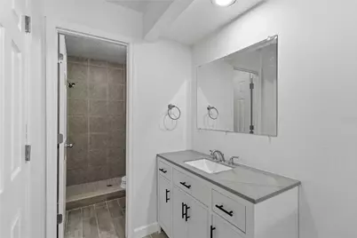 1125 Longfellow Way #125-B, Sarasota, FL 34243 - Photo 21