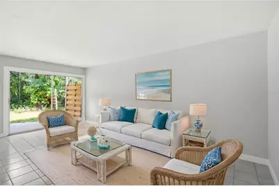1125 Longfellow Way #125-B, Sarasota, FL 34243 - Photo 3