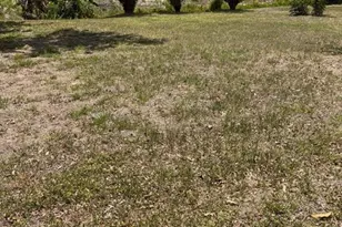 102 Sandhurst Dr, Venice, FL 34293 - Photo 13