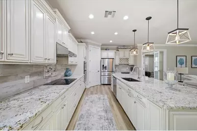 6143 Belina Court, Sarasota, FL 34238 - Photo 9