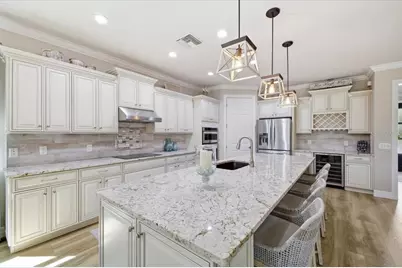 6143 Belina Court, Sarasota, FL 34238 - Photo 7