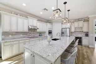 6143 Belina Ct, Sarasota, FL 34238 - Photo 7