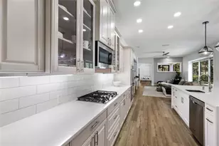 8009 Royal Birkdale Cir, Lakewood Ranch, FL 34202 - Photo 23