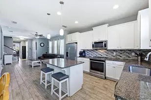 5721 Silverbridge Trl, Bradenton, FL 34211 - Photo 11