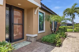 5819 Cavano Dr, Sarasota, FL 34231 - Photo 3