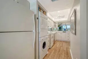 8773 Midnight Pass Rd, Sarasota, FL 34242 - Photo 21
