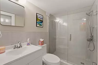 33 S Gulfstream Avenue #704, Sarasota, FL 34236 - Photo 23