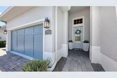 7724 Sandhill Lake Drive, Sarasota, FL 34241 - Photo 3