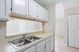 4033 Crockers Lake Blvd, Sarasota, FL 34238 - Photo 13