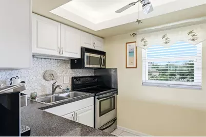 1215 S Portofino Drive #406, Sarasota, FL 34242 - Photo 13