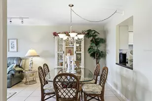 1215 S Portofino Dr, Sarasota, FL 34242 - Photo 11