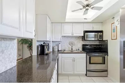 1215 S Portofino Drive #406, Sarasota, FL 34242 - Photo 13