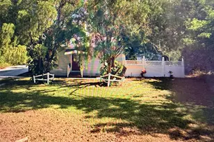 5005 31st St W, Bradenton, FL 34207 - Photo 1