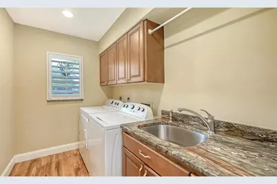 6921 Country Lakes Circle, Sarasota, FL 34243 - Photo 39