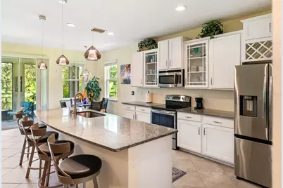 6228 35th Court E, Bradenton, FL 34203 - Photo 9
