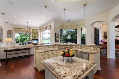 7207 Ashland Glen, Lakewood Ranch, FL 34202 - Photo 11