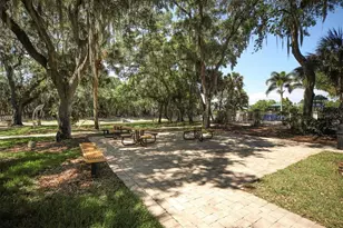 8501 Park Shore Ln, Sarasota, FL 34238 - Photo 47