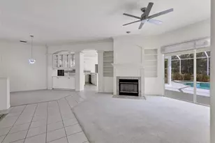 8501 Park Shore Ln, Sarasota, FL 34238 - Photo 9