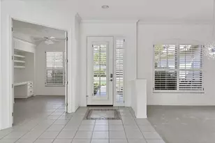 8501 Park Shore Ln, Sarasota, FL 34238 - Photo 5