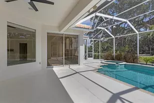 8501 Park Shore Ln, Sarasota, FL 34238 - Photo 33