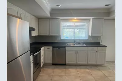 226 Delmar Ave, Sarasota, FL 34243 - Photo 11