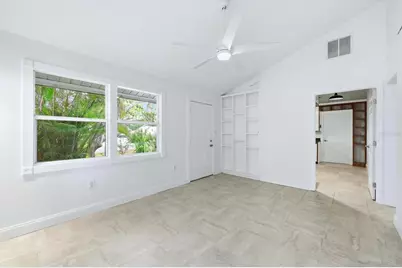 902 37th Street W, Bradenton, FL 34205 - Photo 5