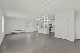 5750 Cape Primrose Dr, Sarasota, FL 34232 - Photo 11