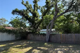 4503 Hale St, Sarasota, FL 34233 - Photo 17