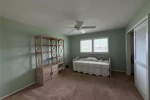 3636 Village Green Dr, Sarasota, FL 34239 - Photo 15