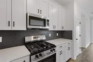 8717 Canard Cv, Palmetto, FL 34221 - Photo 7