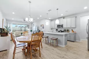 12323 Hearts Ease St, Venice, FL 34293 - Photo 5
