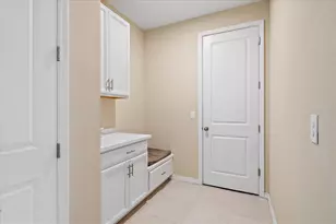 9085 Luna Ln, Sarasota, FL 34241 - Photo 17