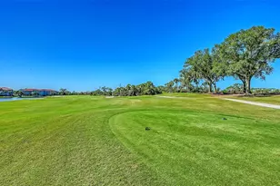 8928 Whitemarsh Ave, Sarasota, FL 34238 - Photo 13