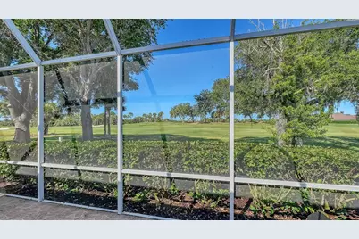 8928 Whitemarsh Avenue, Sarasota, FL 34238 - Photo 9