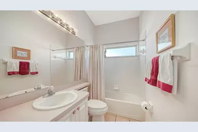8928 Whitemarsh Avenue, Sarasota, FL 34238 - Photo 41