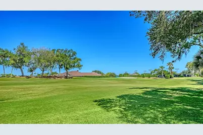 8928 Whitemarsh Avenue, Sarasota, FL 34238 - Photo 11