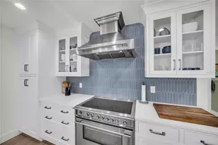 501 68th St, Holmes Beach, FL 34217 - Photo 17