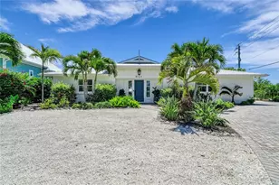 501 68th St, Holmes Beach, FL 34217 - Photo 3