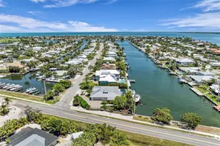 501 68th St, Holmes Beach, FL 34217 - Photo 57