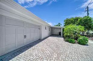 501 68th St, Holmes Beach, FL 34217 - Photo 7