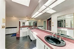 830 Hammockwood Ct, Sarasota, FL 34232 - Photo 13